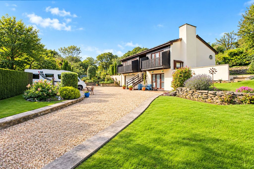 Property photo 1 of 27 Picture No. 33