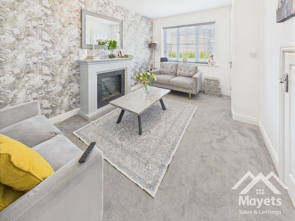 Property photo 2 of 19