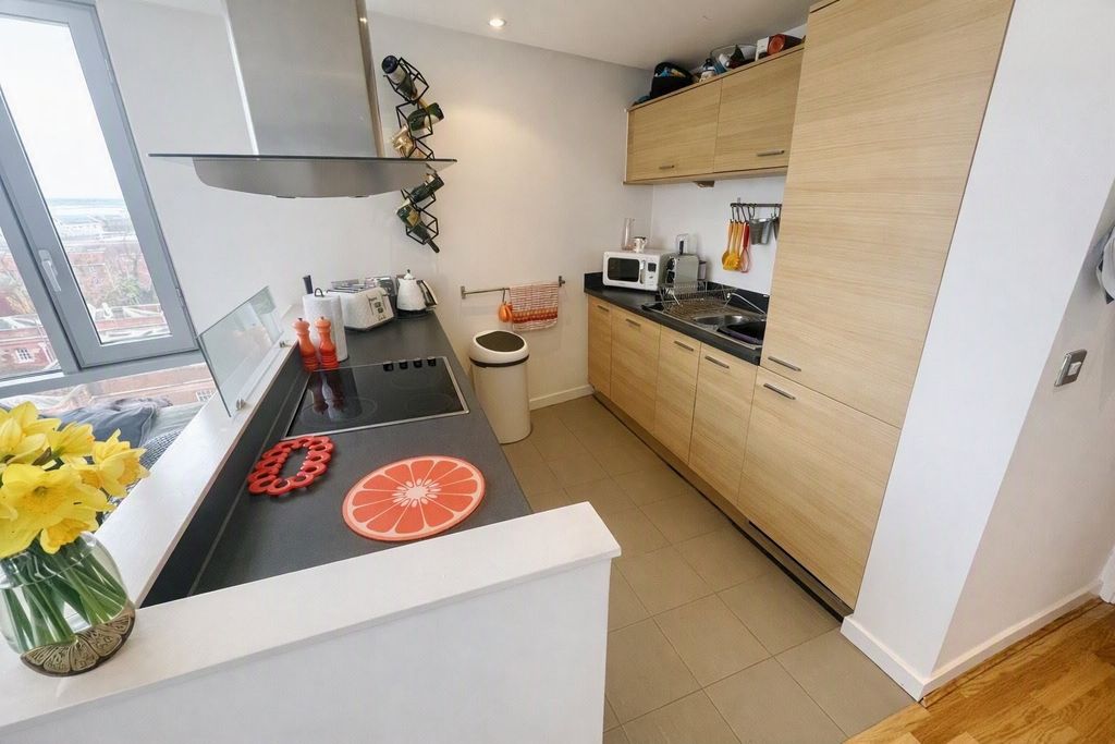 Property photo 3 of 6