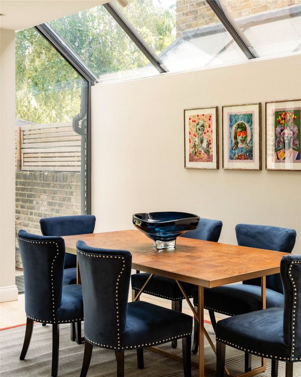 Property photo 3 of 14 Dining