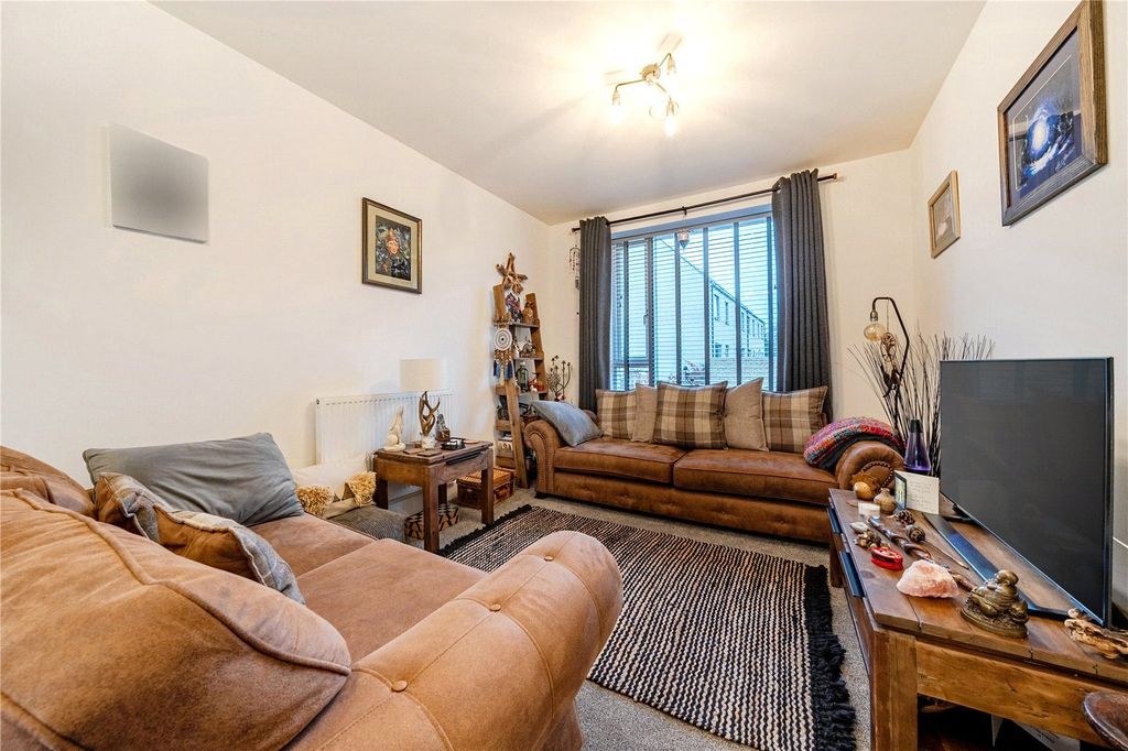 Property photo 3 of 12 Picture No. 26