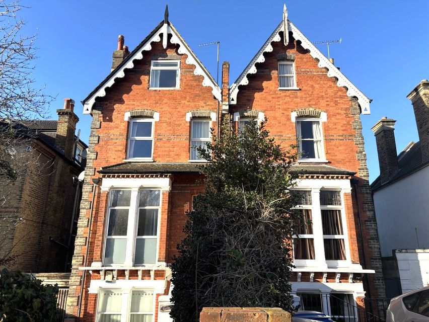 Property photo 1 of 5