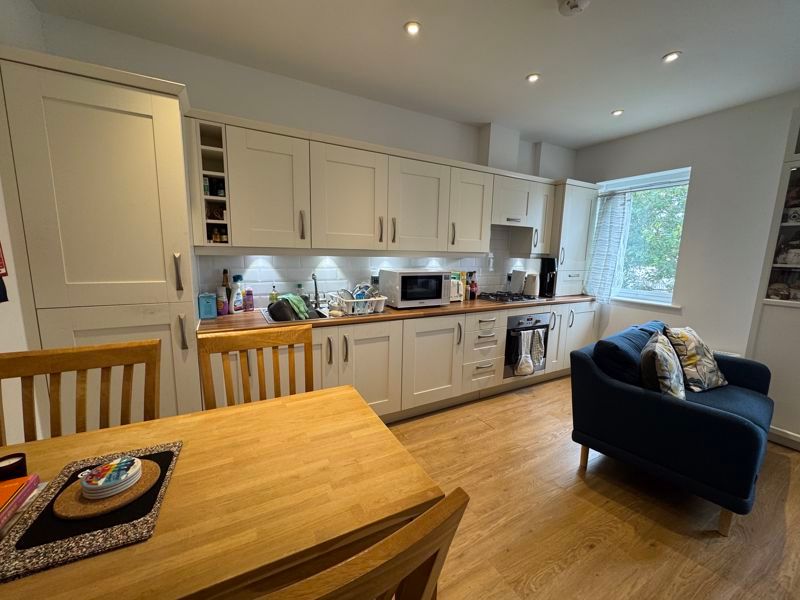 Property photo 3 of 13 Kitchen