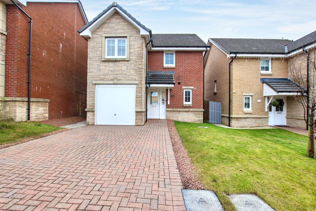 Property photo 1 of 20 Front Of Property