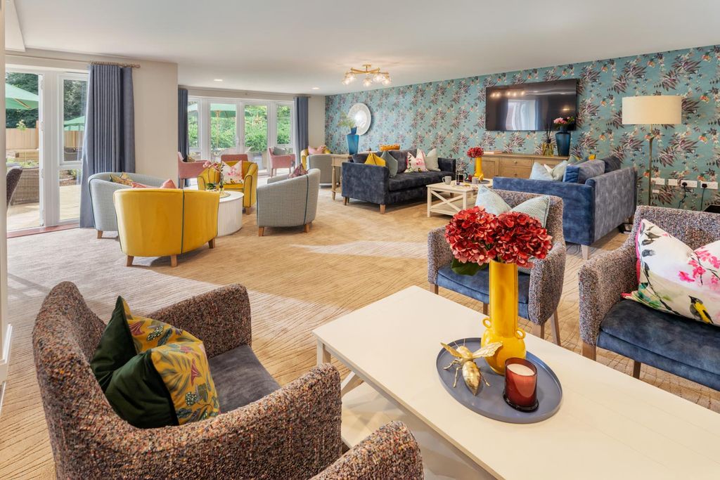 Additional image 10 of 2 bed flat to rentDunton Green TN13