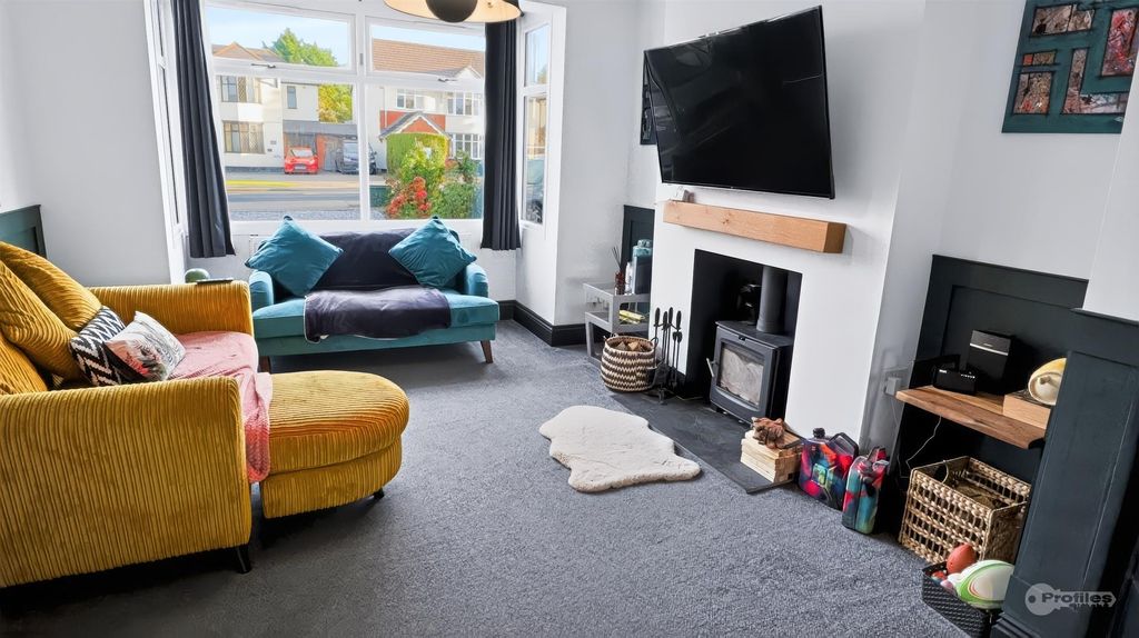 Property photo 2 of 18 7.Jpg