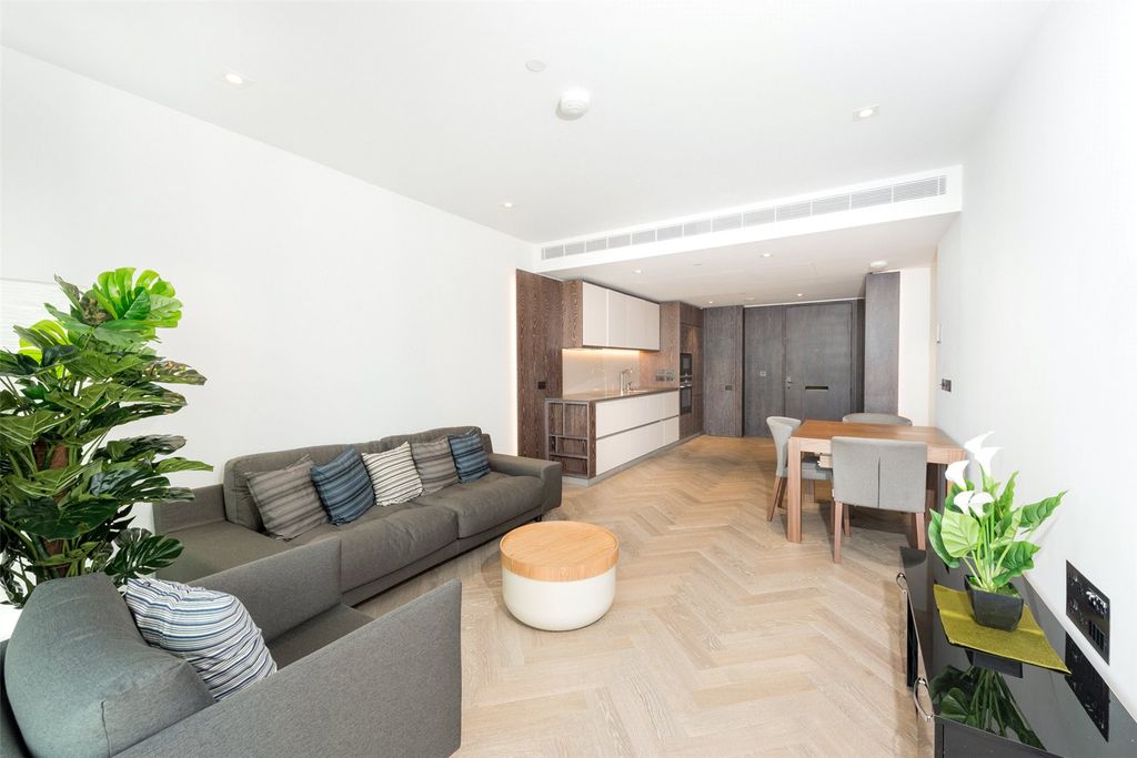 Property photo 3 of 14 Reception Room