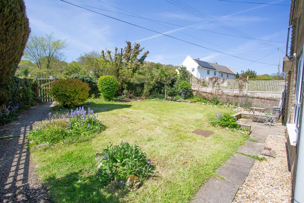 Property photo 2 of 16 Derb8432.Jpg