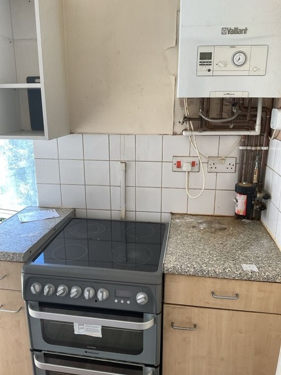 Property photo 3 of 6