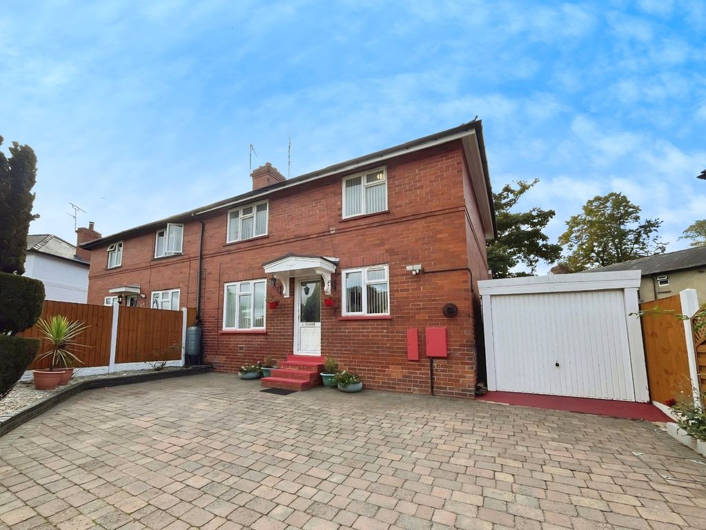 Property photo 1 of 12 Pbox-Front_Of_House-342247.Jpg