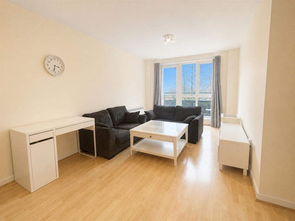 Property photo 1 of 11 Bright Lounge With Floor-To-Ceiling Windows...