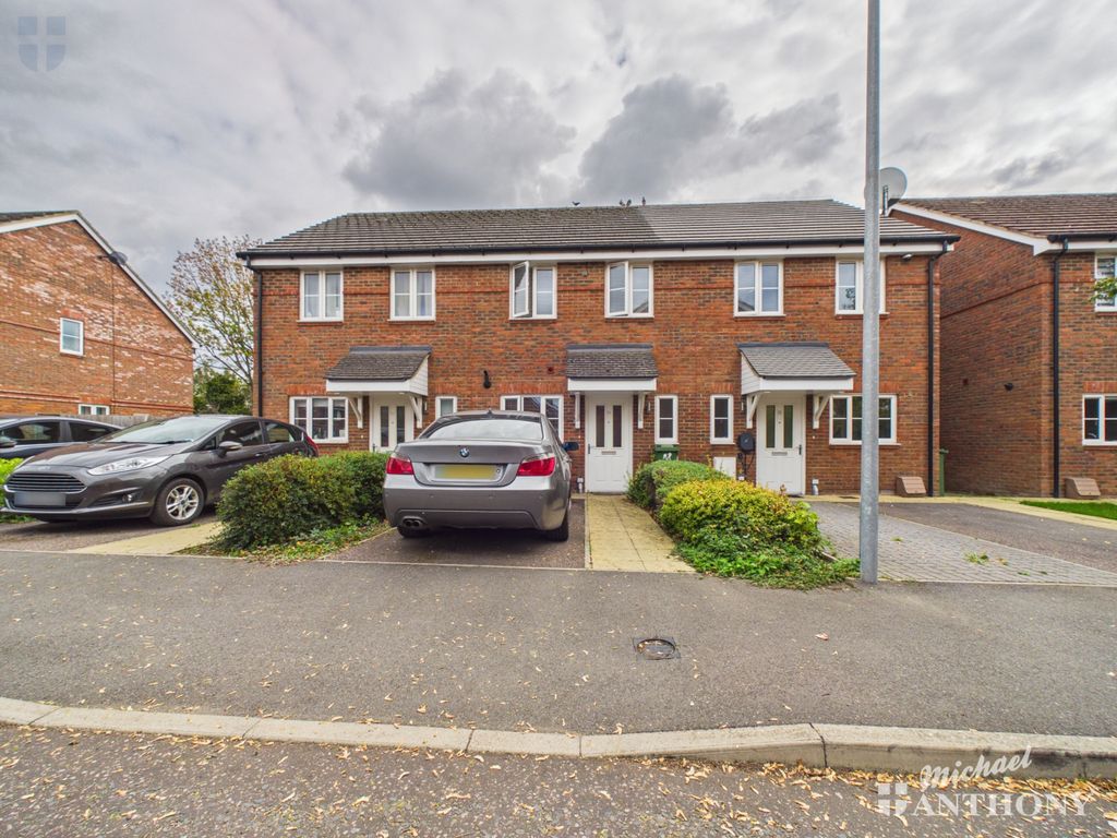 Property photo 1 of 15 Cam03218G0-Pr1170-Still016