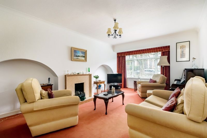 Property photo 2 of 17 Sitting Room