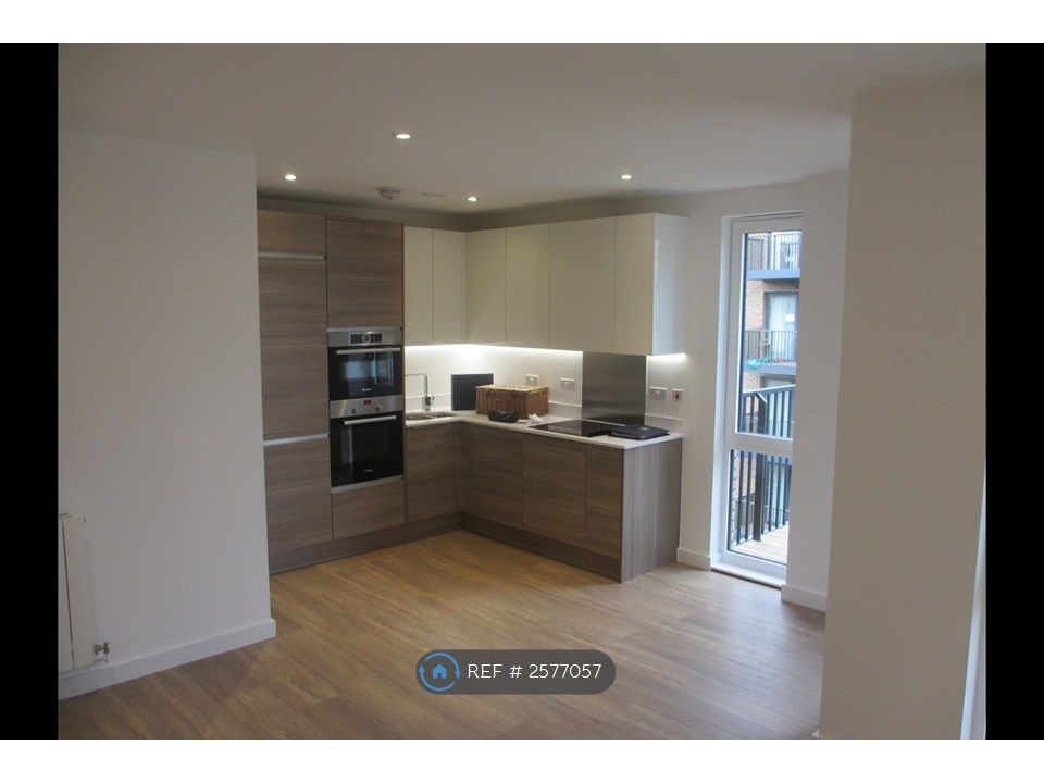 Property photo 1 of 9 Kitchen