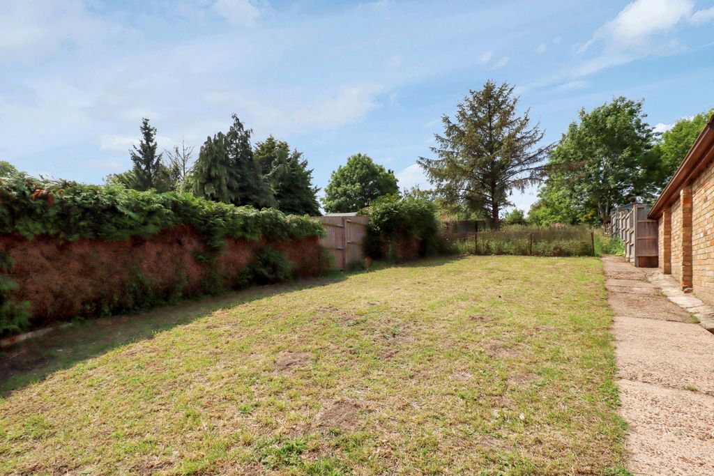 Property photo 3 of 18 Back-Garden-II