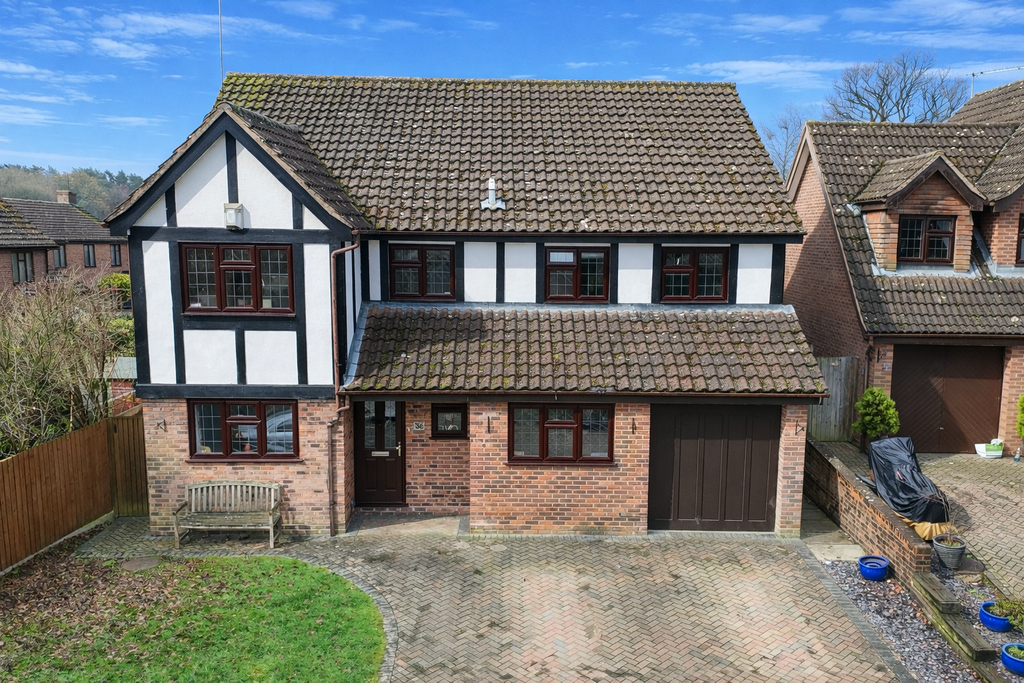 Property photo 1 of 27 5F0F98Af-5840-4970-94C8-19822Cab27Fb