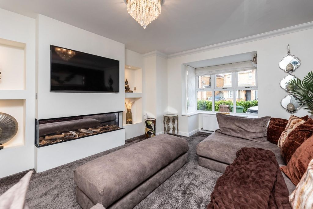 Property photo 3 of 24 5C5A2977.Jpg