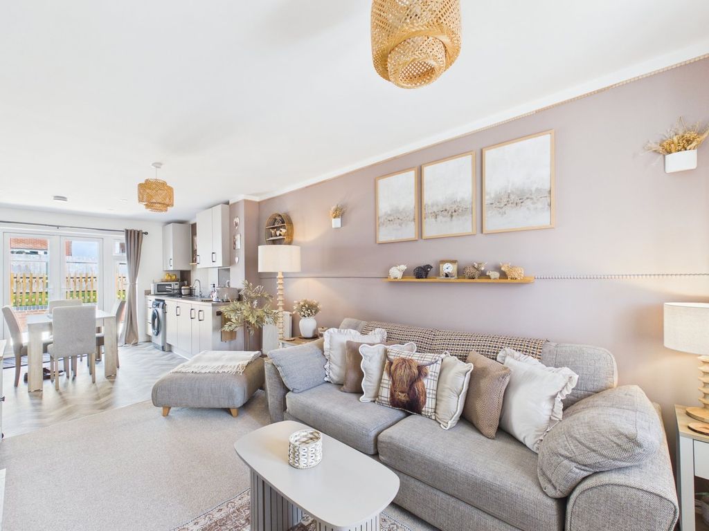 Property photo 3 of 22