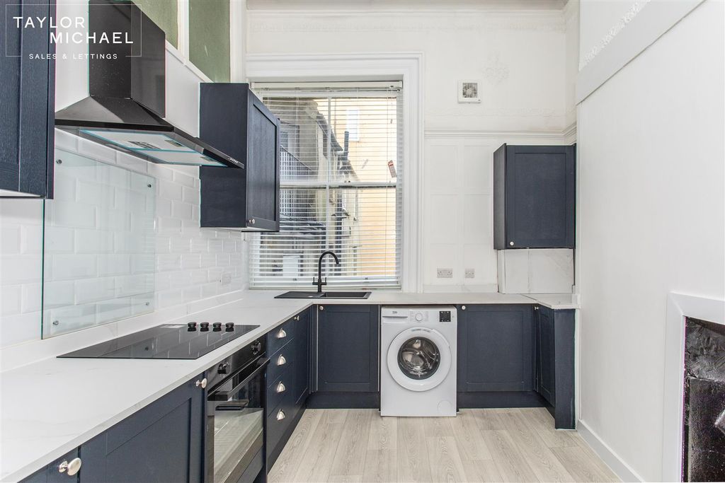 Property photo 2 of 26 Kitchen