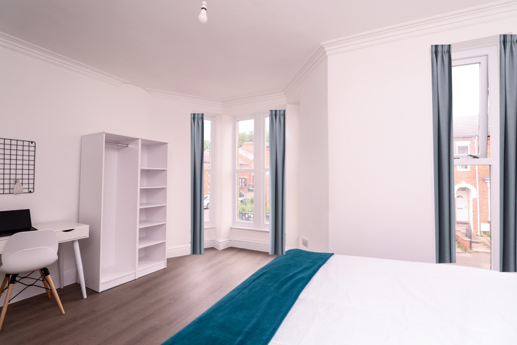 Property photo 2 of 9