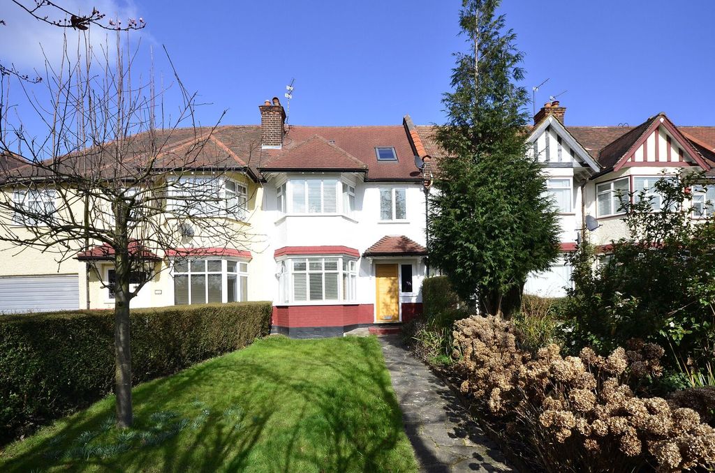 Property photo 1 of 9