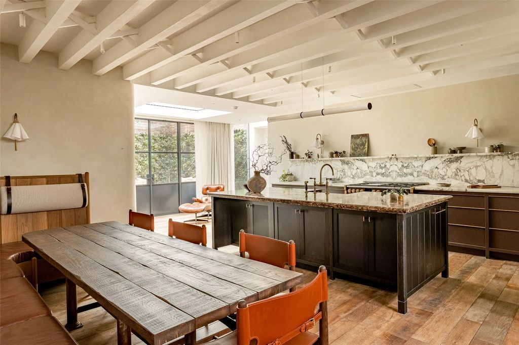 Property photo 3 of 13 Open Plan Kitchen