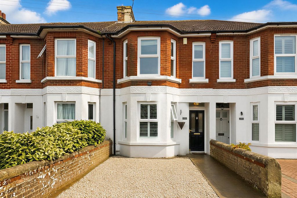 Property photo 1 of 19 Picture No. 05