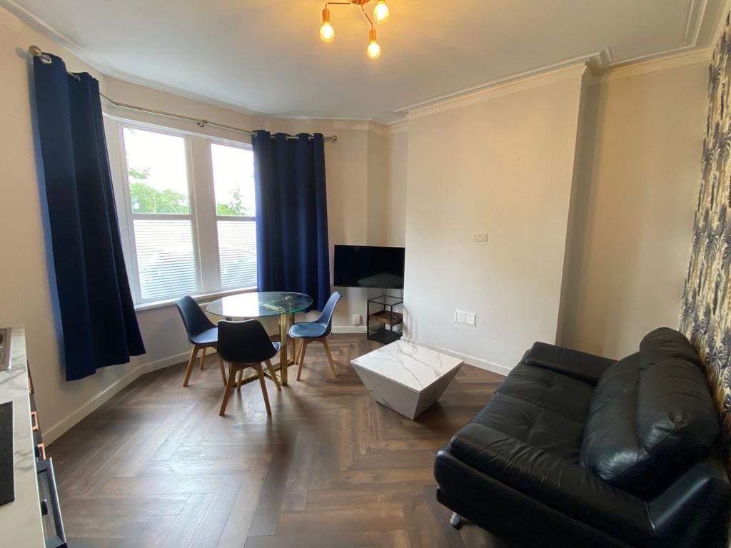 Property photo 3 of 41