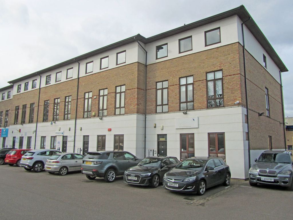 Property photo 1 of 4 1st Floor 8-11 Magellan Terrace, Crawley