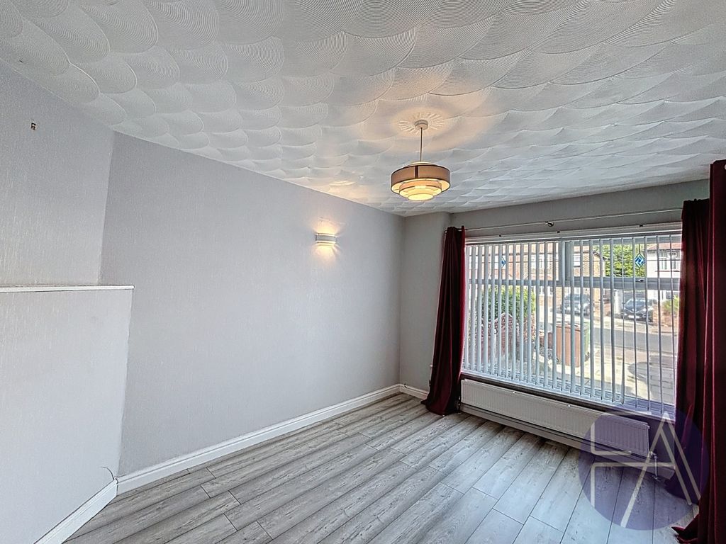 Property photo 2 of 24 4427475