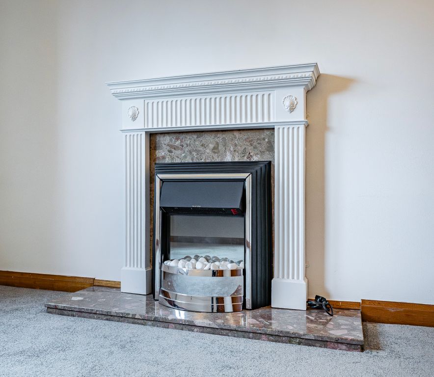 Additional image 7 of 1 bed flat for saleFenwick Place, Giffnock, Glasgow G46