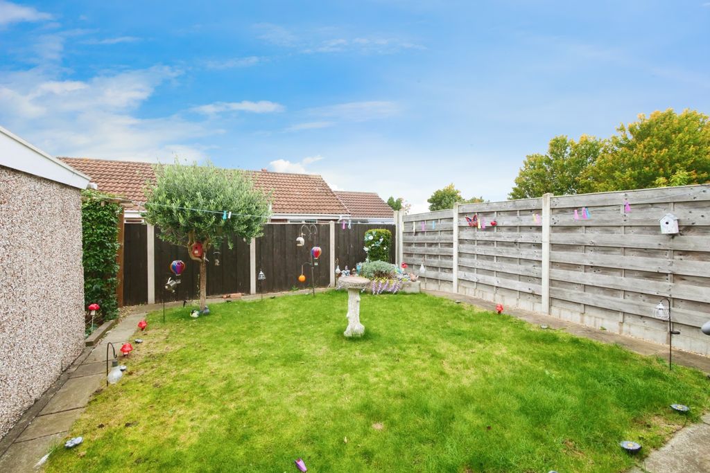 Property photo 3 of 20 Pnmb0293