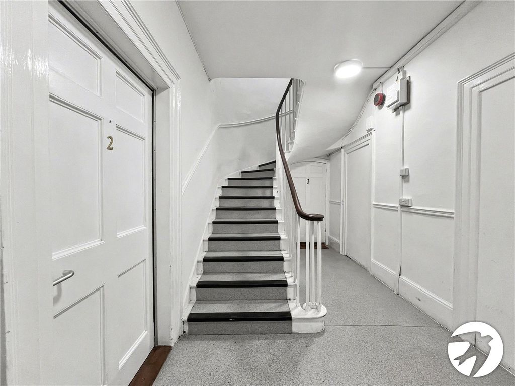 Property photo 3 of 12 Picture No. 17