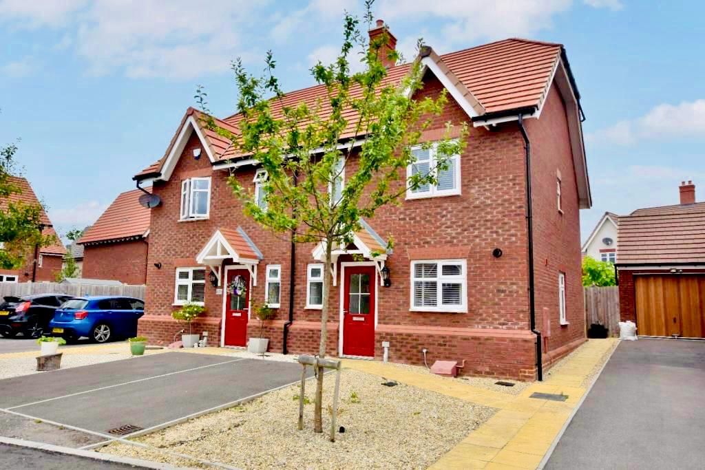 Property photo 1 of 8