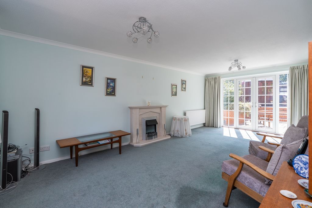 Property photo 3 of 19