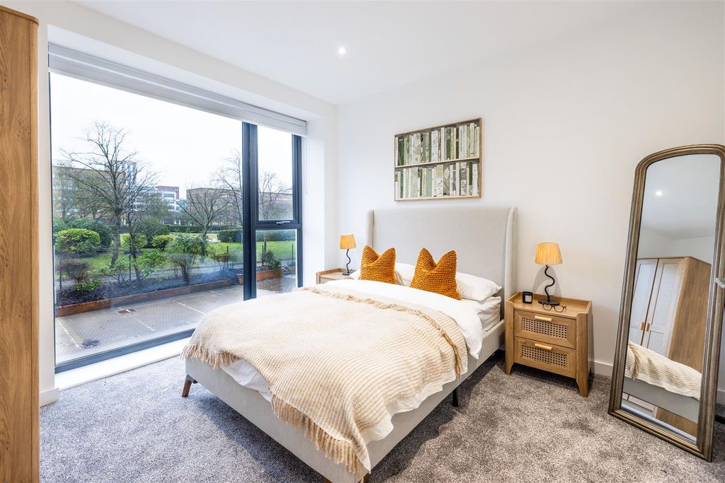 Property photo 3 of 20 06.Jpg