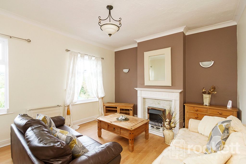 Property photo 2 of 21 Picture No. 05