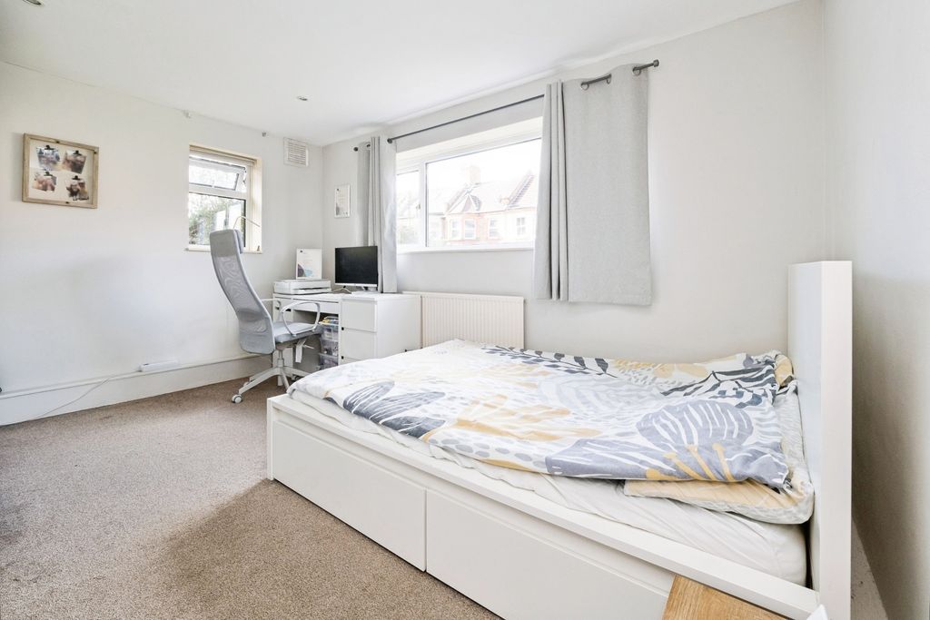 Property photo 3 of 14 Pbox-Img.Jpg