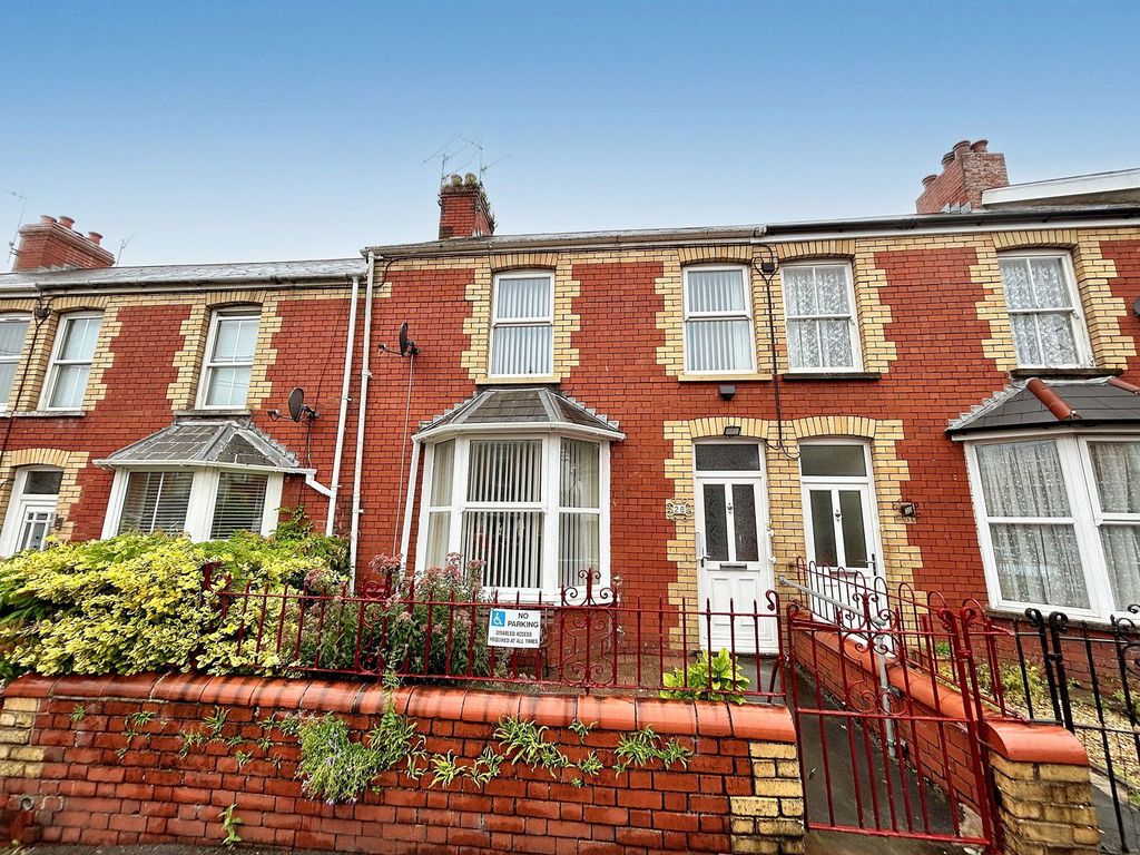 Property photo 1 of 33