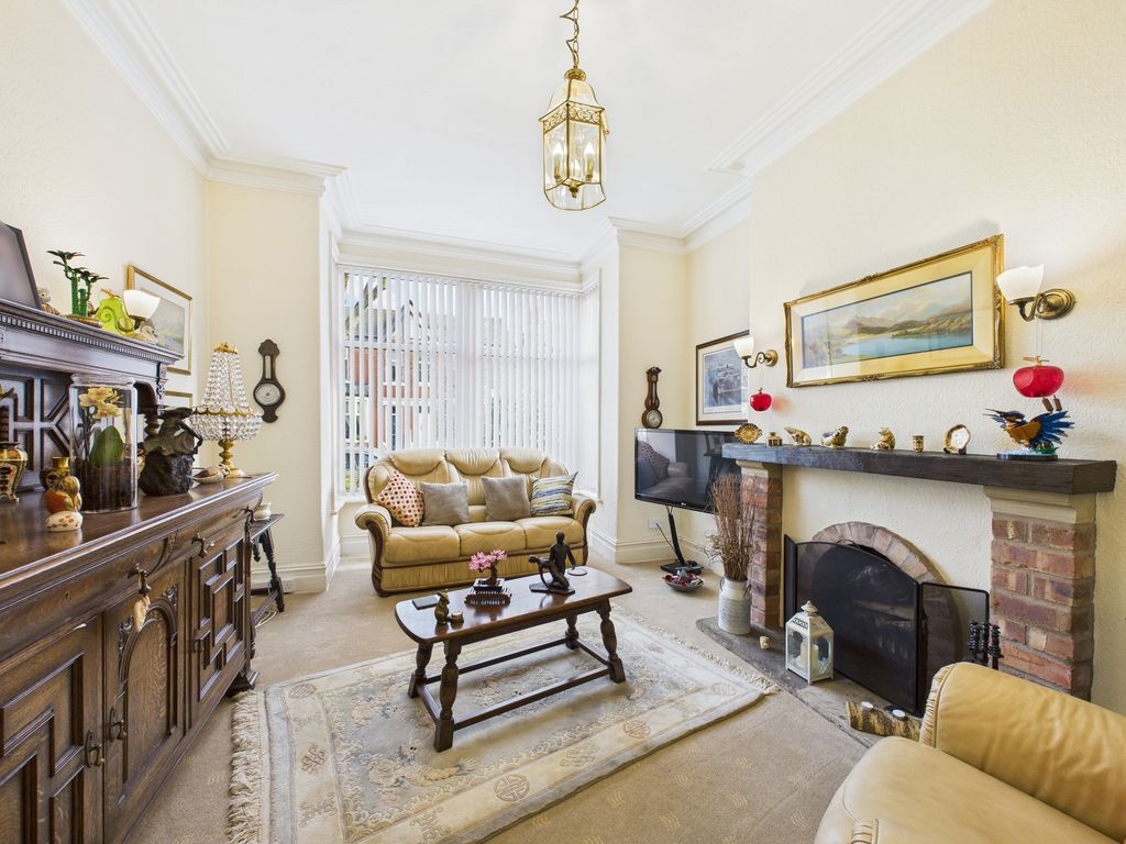 Property photo 2 of 26