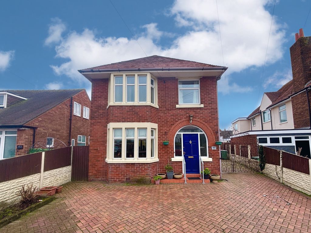 Property photo 1 of 27