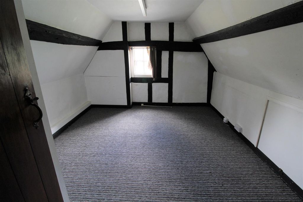 Property photo 2 of 19 11.Jpg