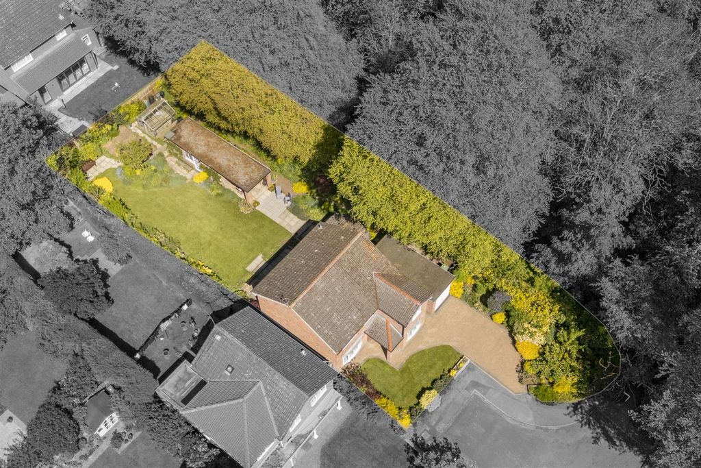 Property photo 2 of 38 127_Dringthorpe_Road__20.Jpg