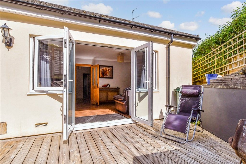 Property photo 2 of 16 External Lifestyle Photograph
