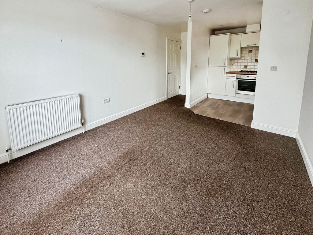 Property photo 2 of 9 2