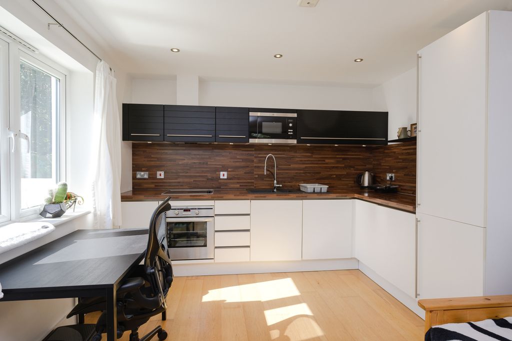 Property photo 2 of 14 Picture No. 04