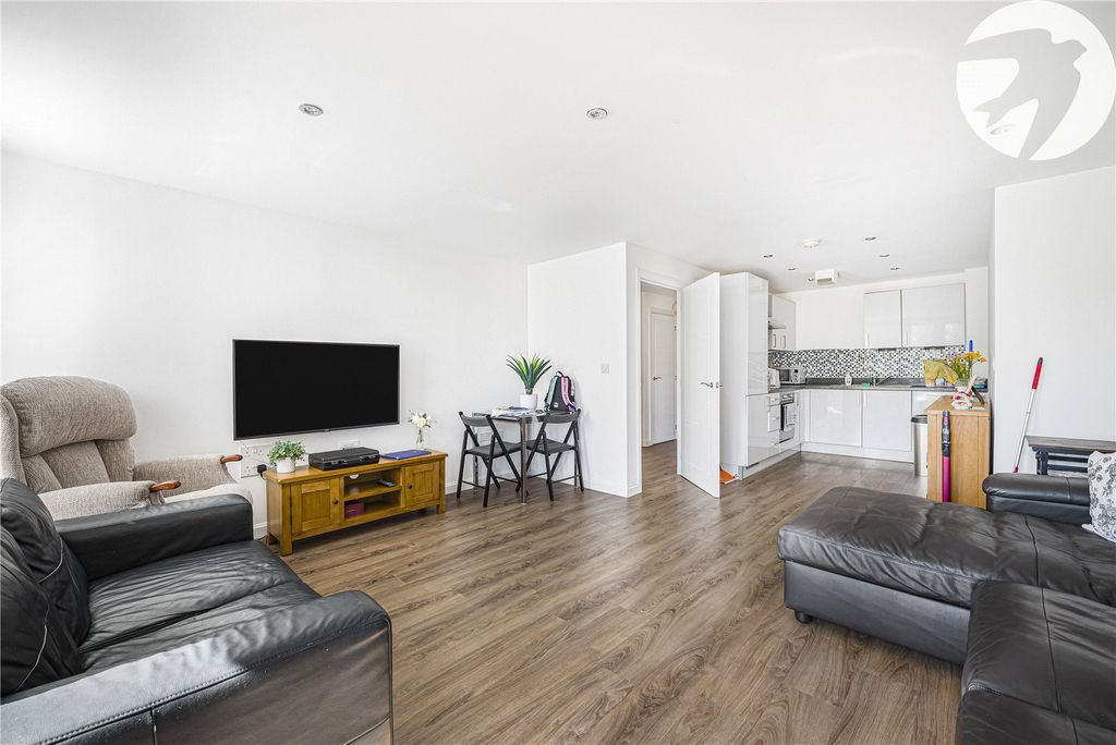 Property photo 2 of 19 Open Plan Living