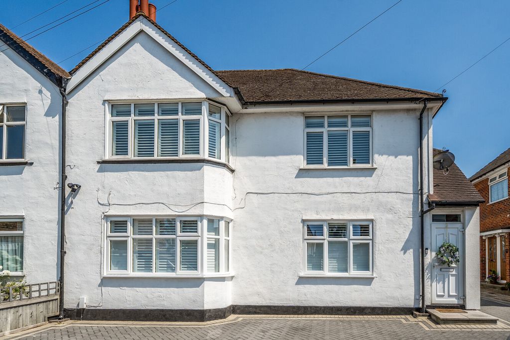 Property photo 3 of 14 1480970-14-6A3953...
