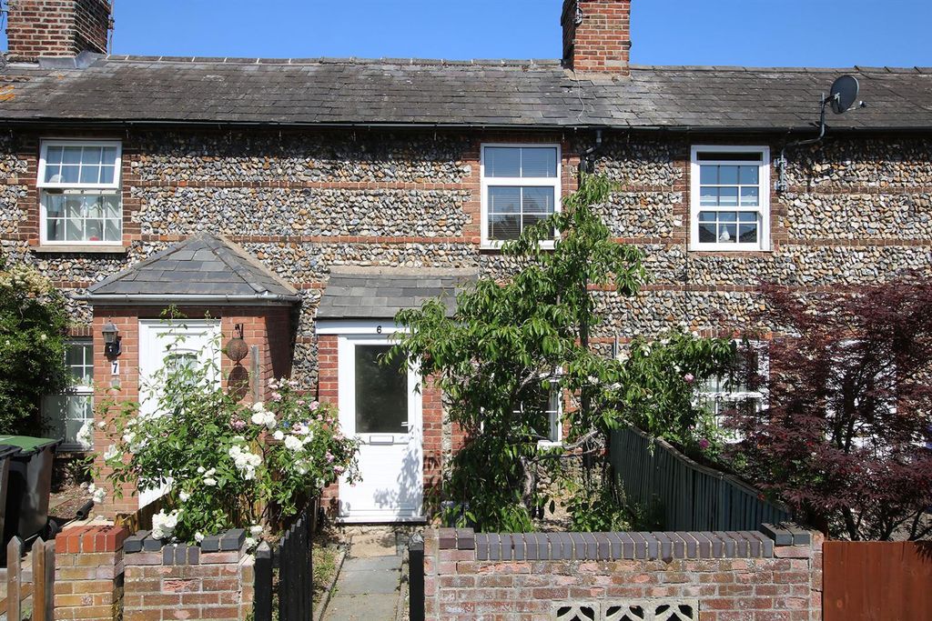 Property photo 1 of 13 Front.Jpg