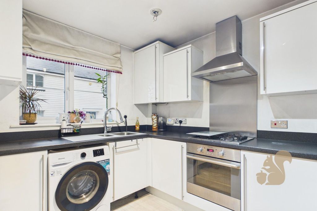 Property photo 2 of 14 Cam01814G0-Pr0092-Still007.Jpg